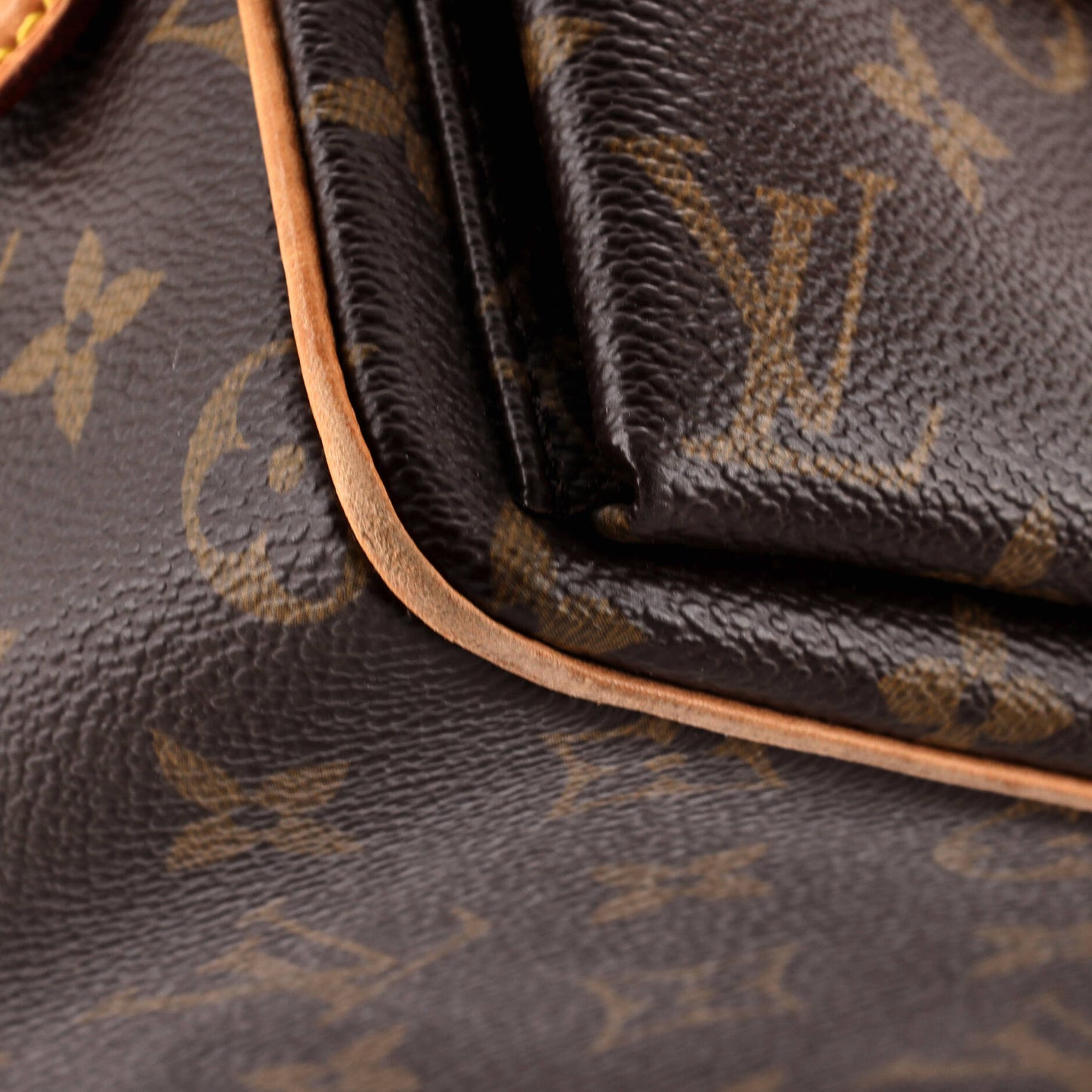 Louis Vuitton Viva Cite Handbag Monogram Canvas MM