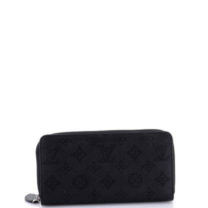 Louis Vuitton Zippy Wallet Mahina Leather