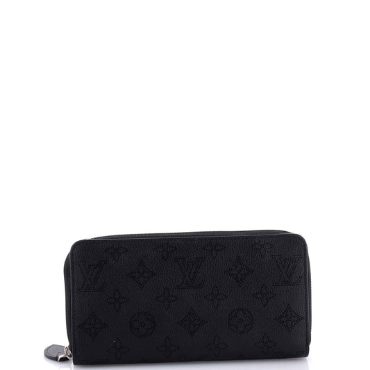Louis Vuitton Zippy Wallet Mahina Leather