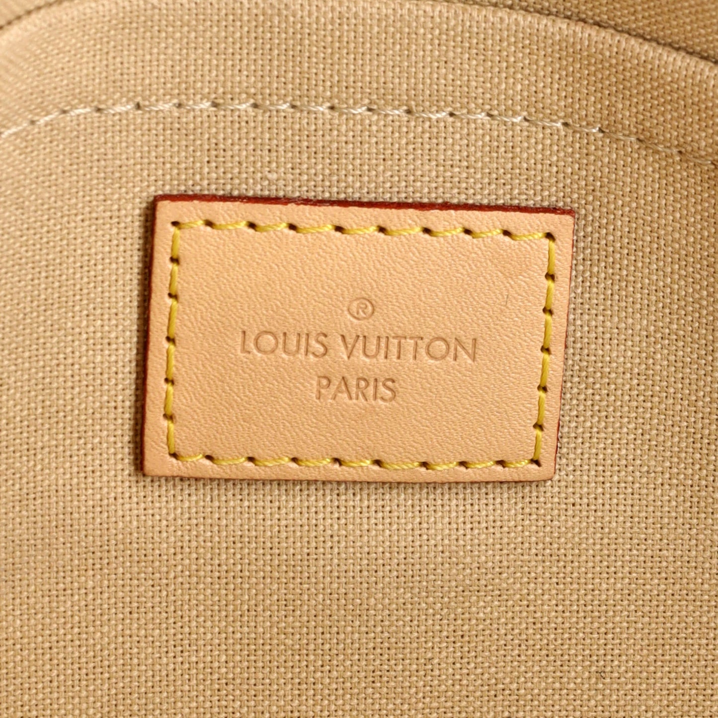 Louis Vuitton Favorite Handbag Damier MM