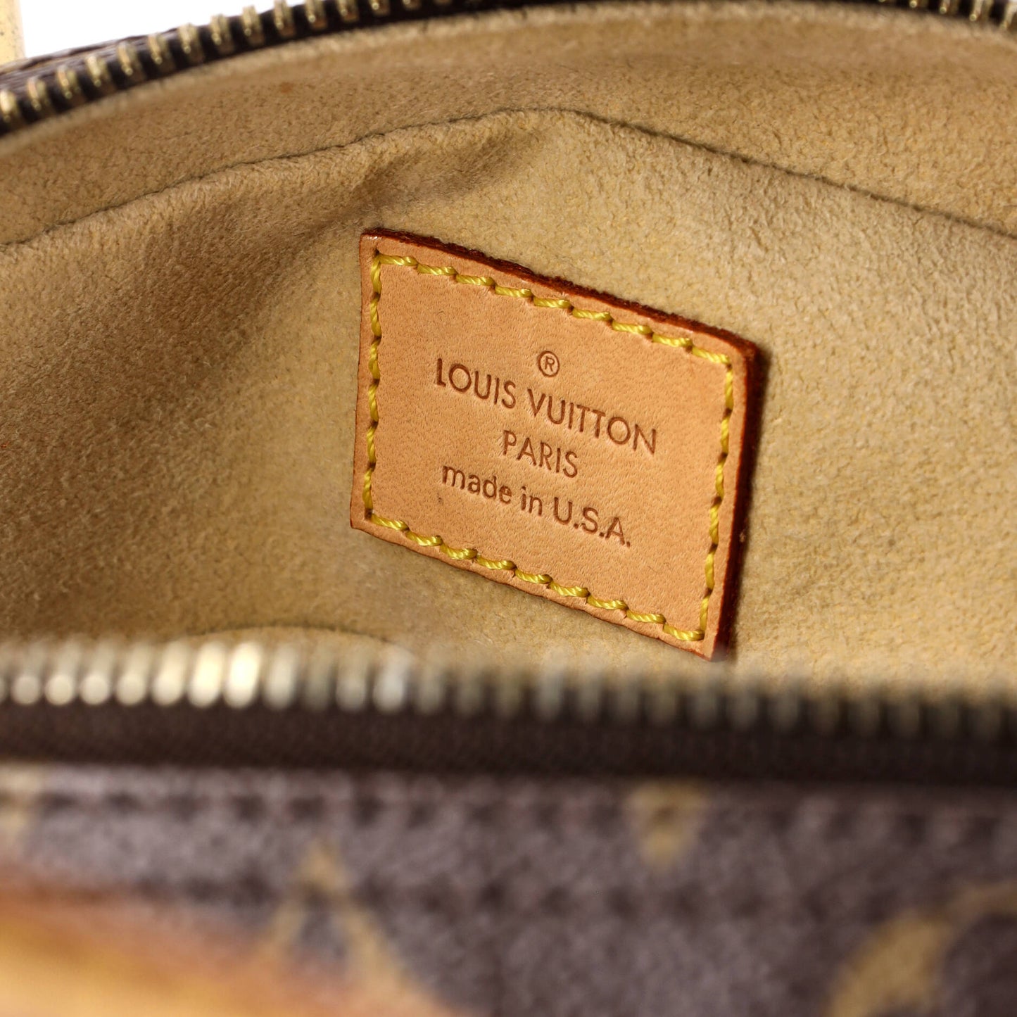 Louis Vuitton Manhattan Handbag Monogram Canvas PM