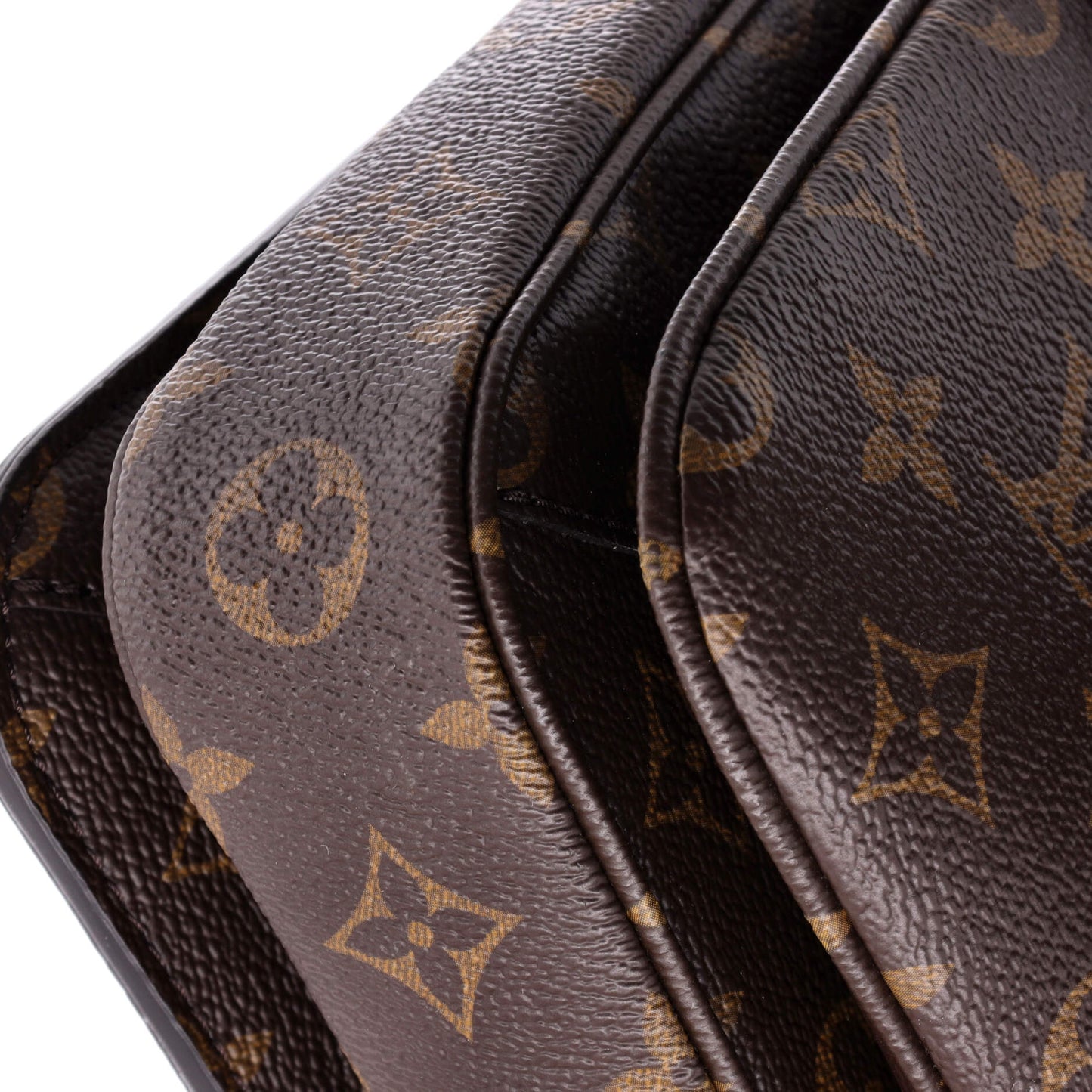 Louis Vuitton Pochette Metis Monogram Canvas