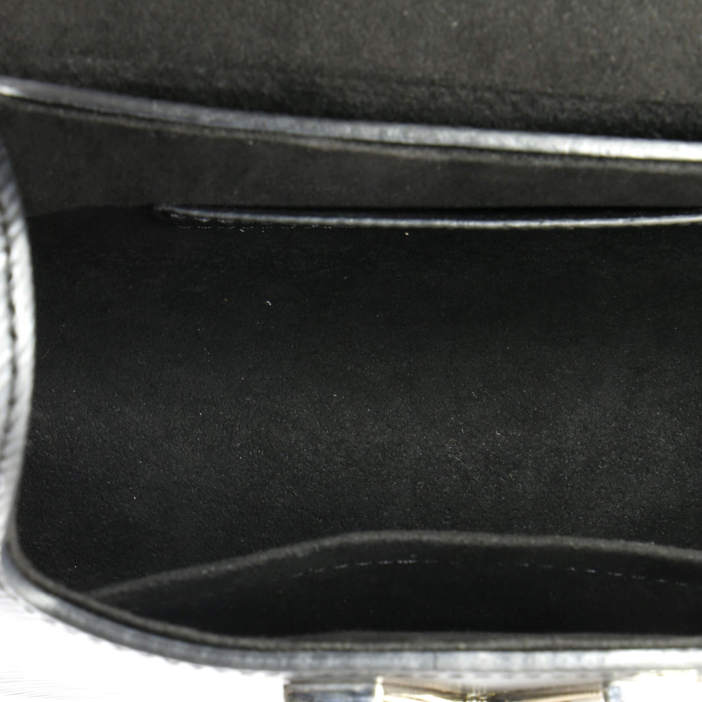 Louis Vuitton Twist Handbag Epi Leather PM