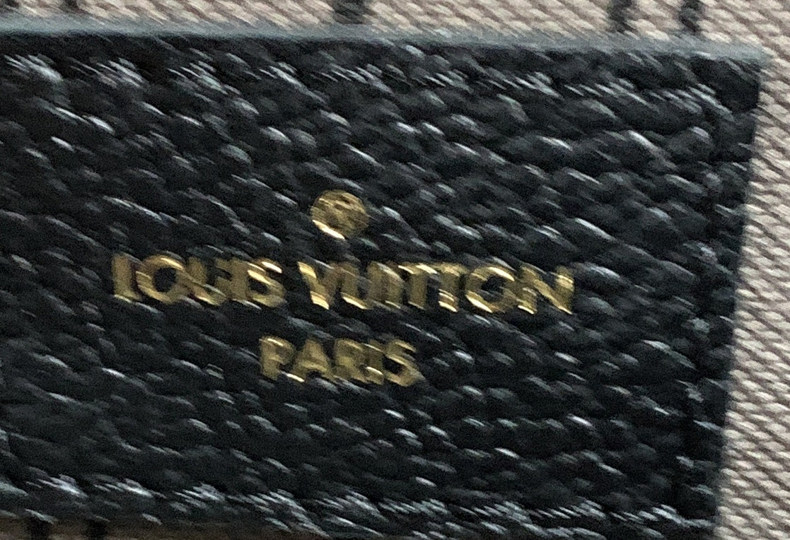 Louis Vuitton Pochette Metis Monogram Empreinte Leather