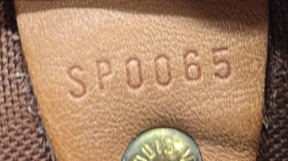 Louis Vuitton Speedy Handbag Monogram Canvas 25