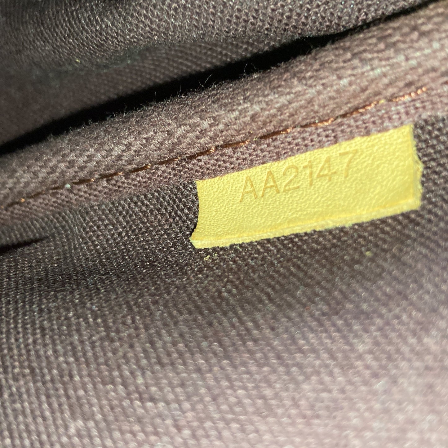 Louis Vuitton Favorite Handbag Monogram Canvas MM