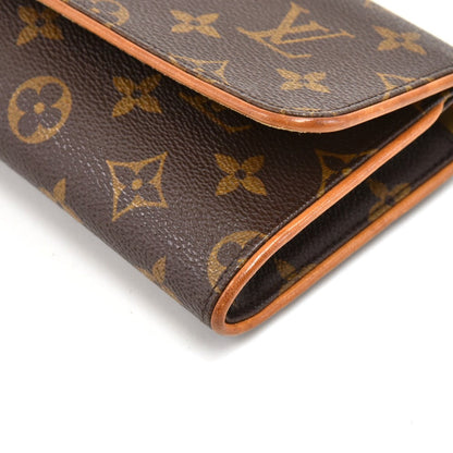 Louis Vuitto Pochette Twin GM Monogram Canvas Bag