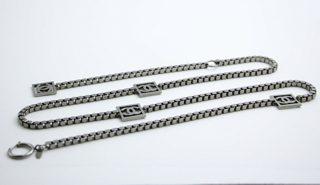 Chanel Vintage 06A Metal Four CC Silver Square Buckle Waist Chain 97CM