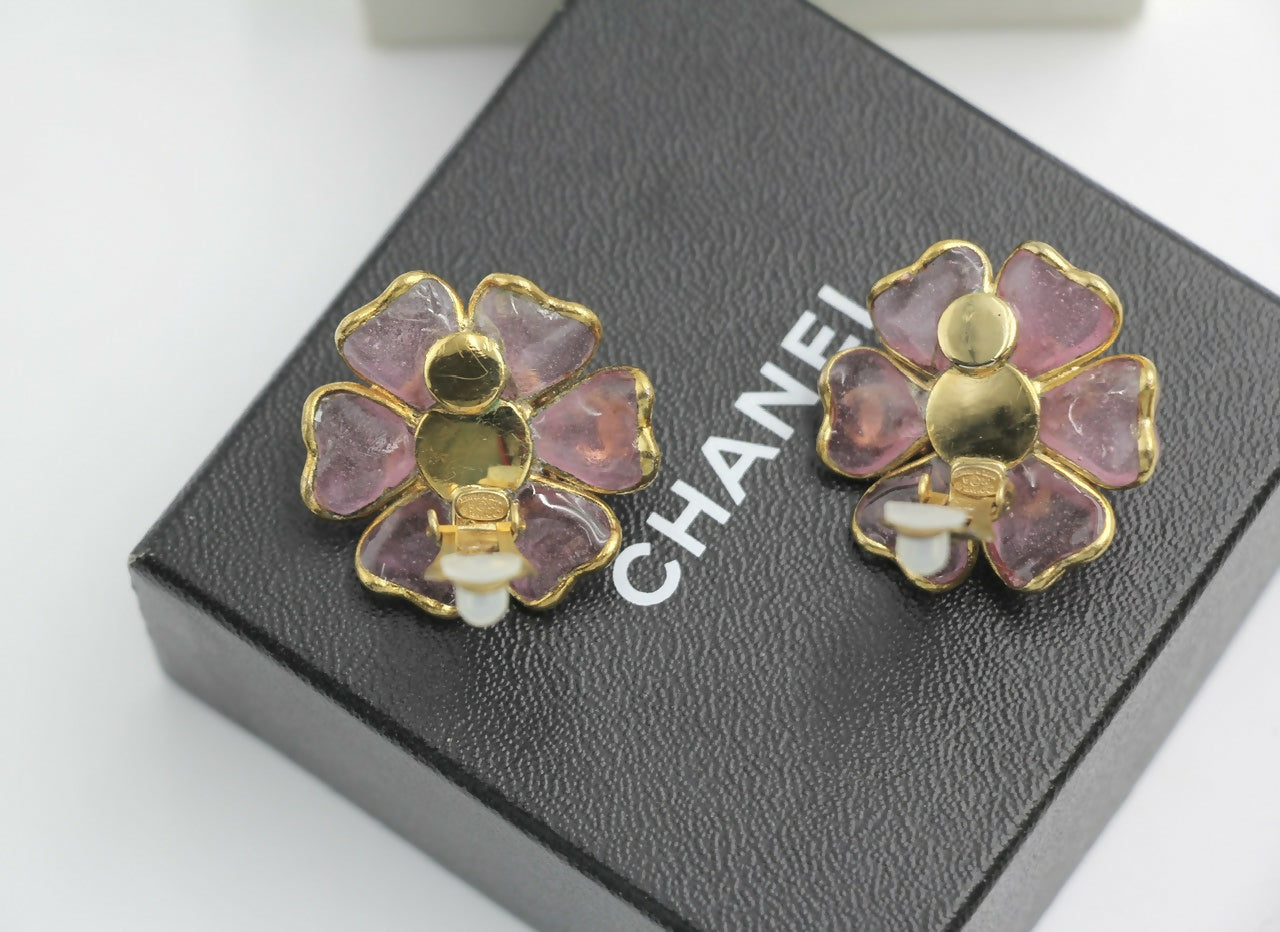Chanel Vintage 02A Gripoix Pink Camellia Clip-on Earring
