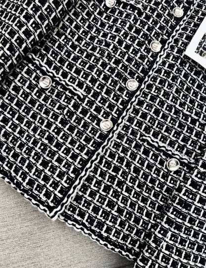 Chanel 25C black and white jacket