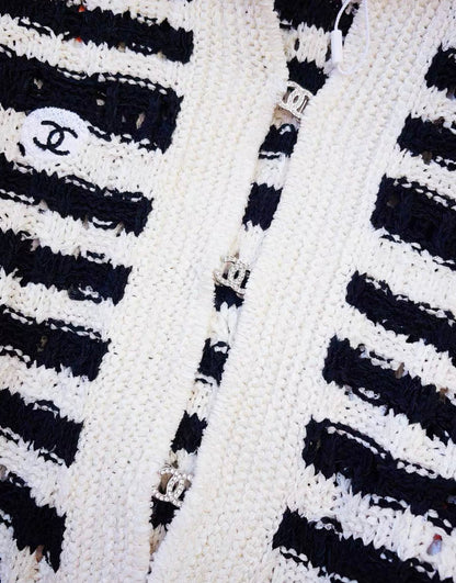 Chanel 24S black and white striped colorful polka dot navy collar knitted top size 36