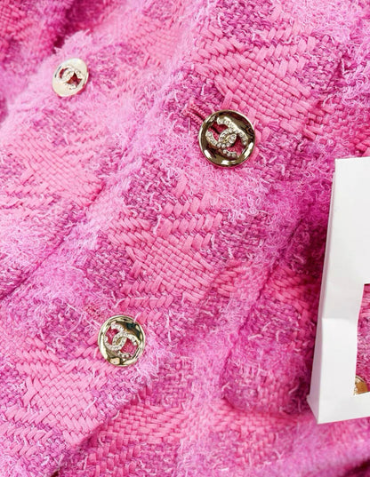 Chanel 24P pink tweed jacket size 38