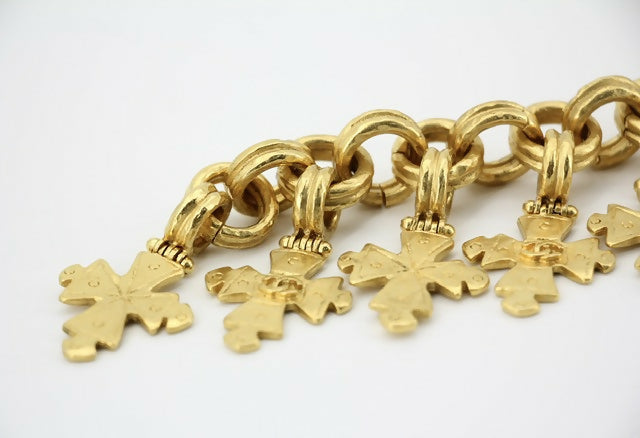 Chanel Vintage 94P Gold-plated Eight Cross Bracelet