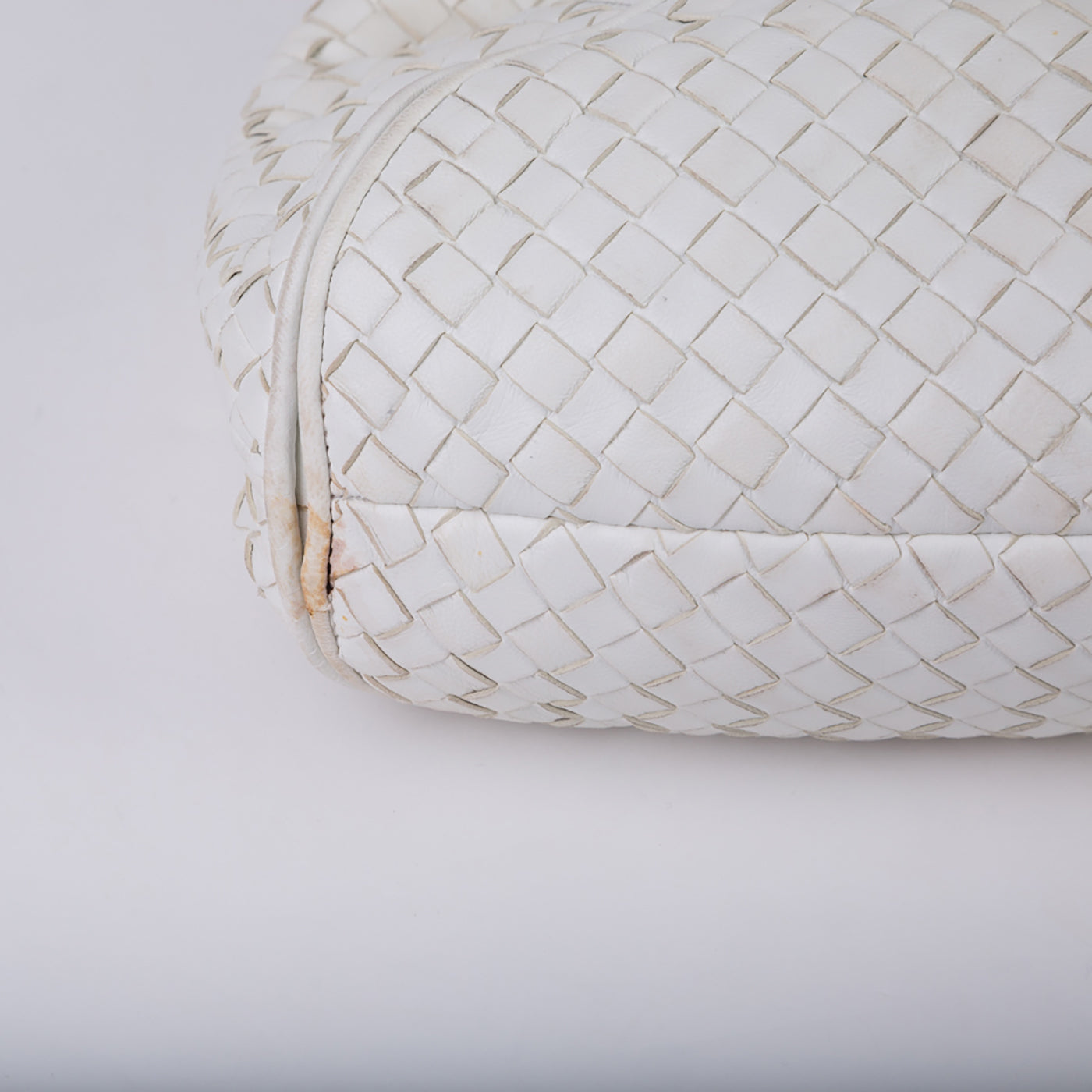 Bottega Veneta Medium Veneta