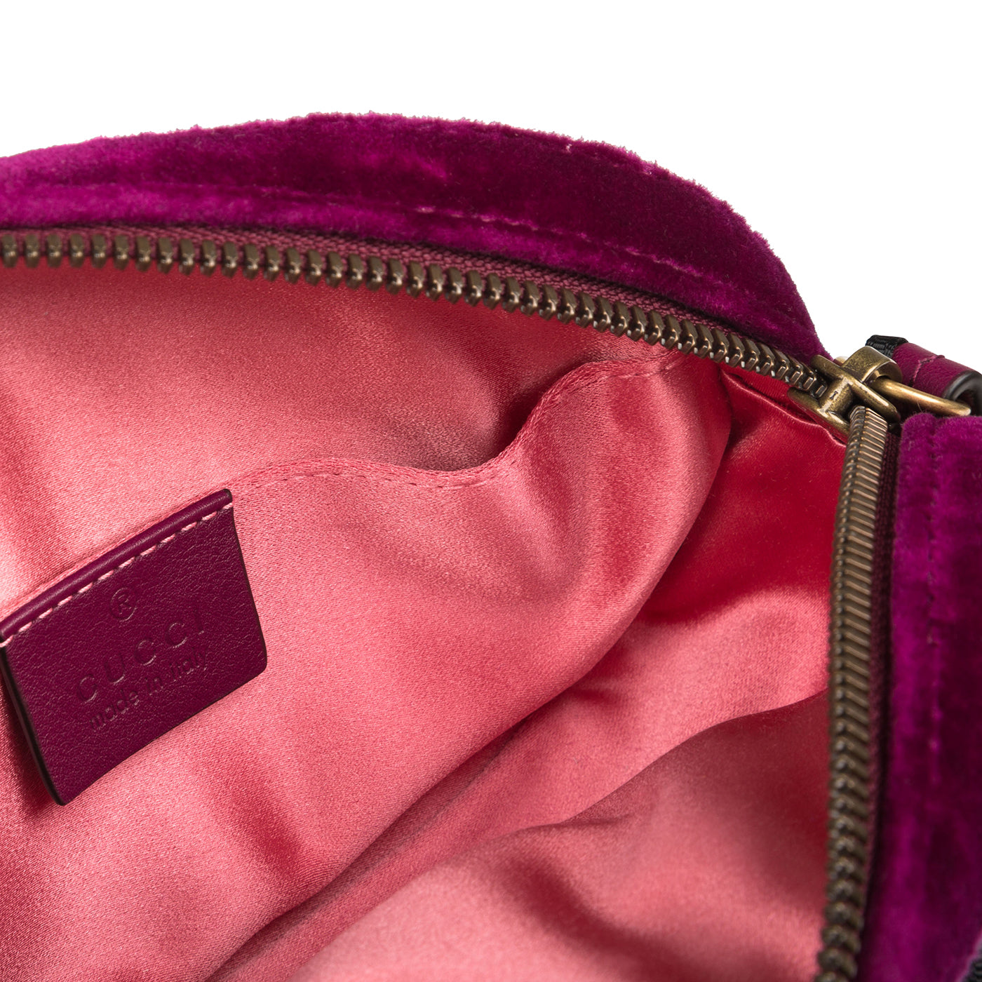 Gucci Gucci Marmont Belt Bag Fuchsia