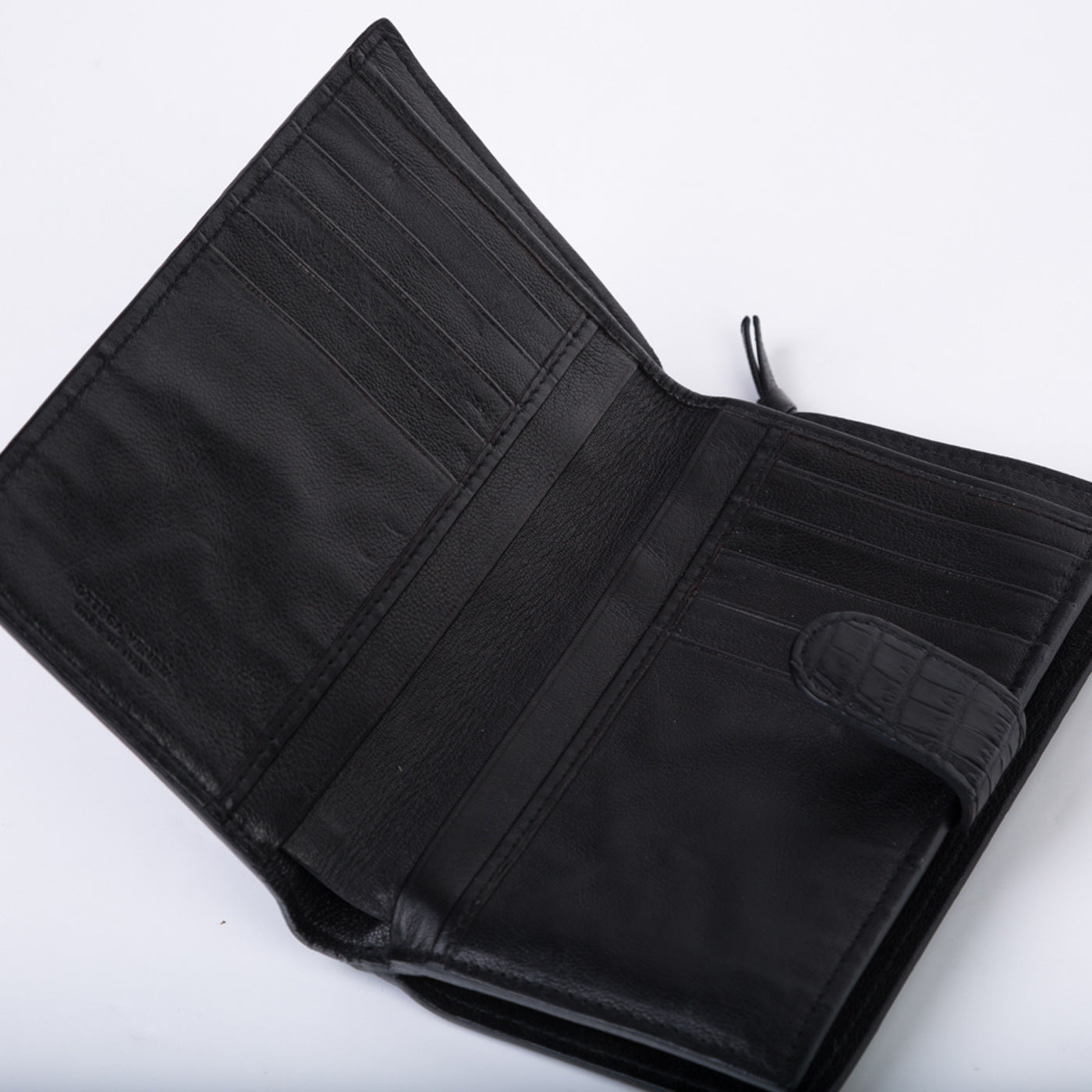 Bottega Veneta Nero Crocodile Wallet