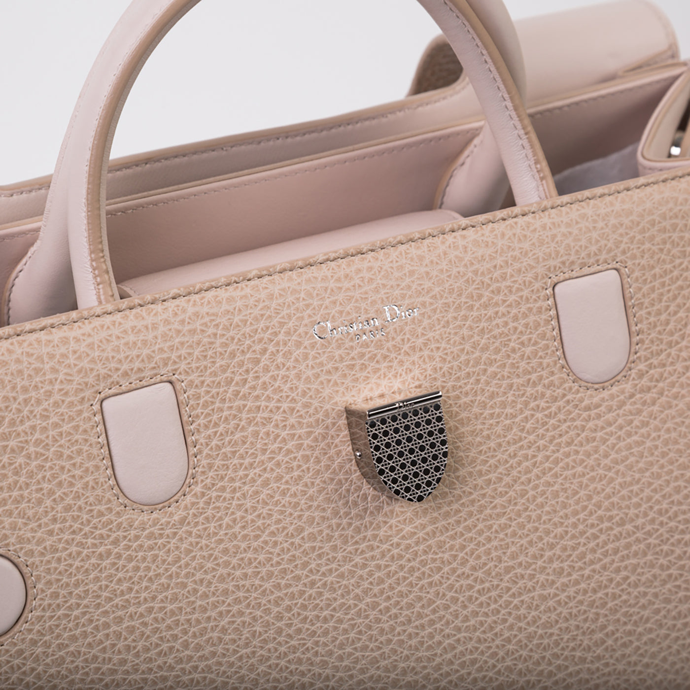 Christian Dior Diorever Tapioca Bullcalf
