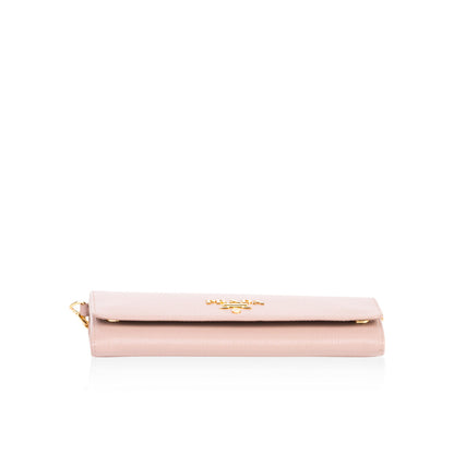 Prada Wallet on Chain