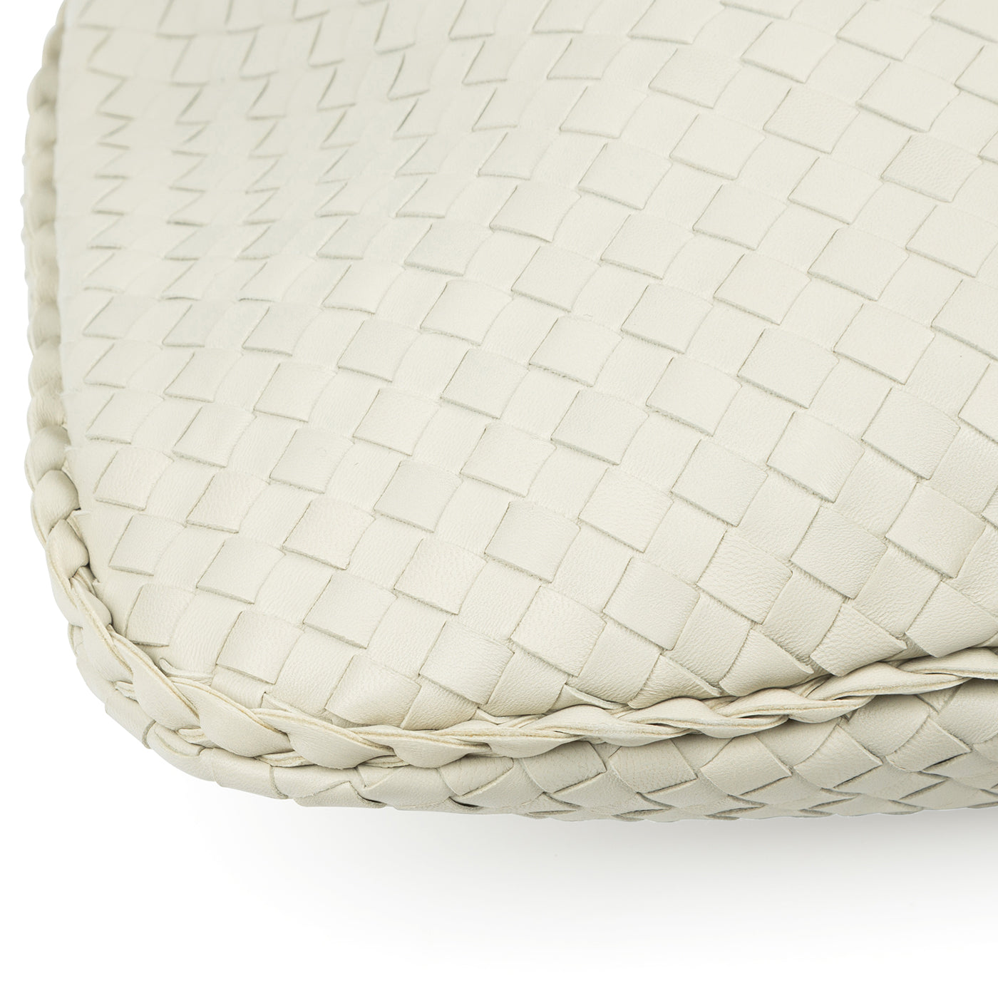 Bottega Veneta Medium Veneta Hobo