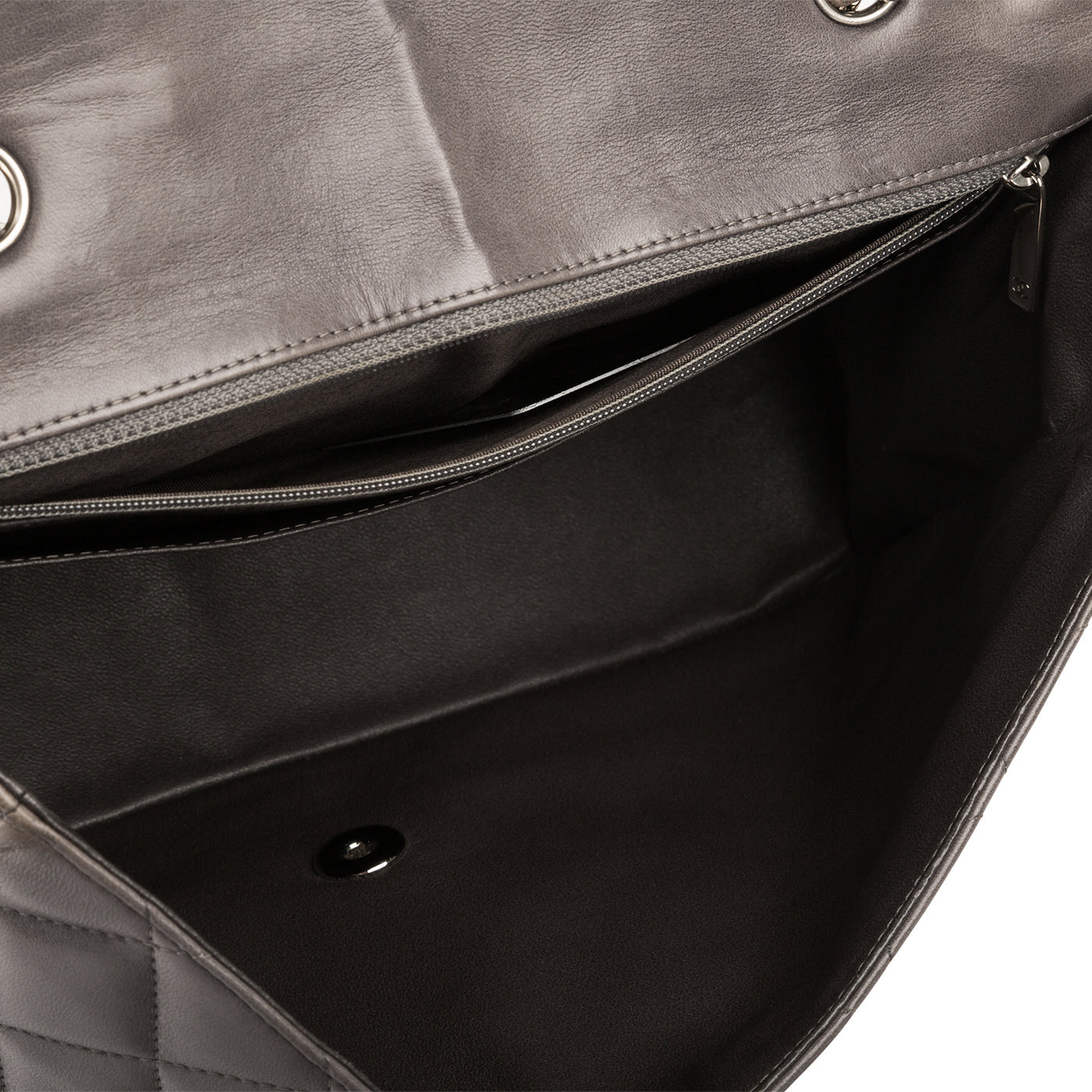 Chanel Classic Flap Bag - Jumbo - Single Flap