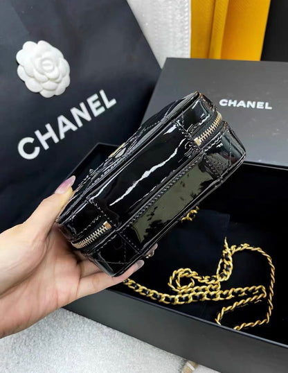Chanel 22A patent Black Leather Gold Chain Handle Vanity Case Mini rectangular Bag Classic top handle