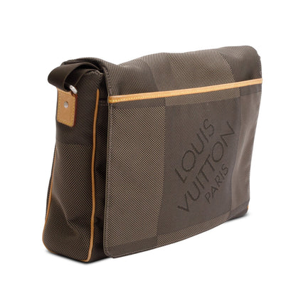 Louis Vuitton Brown Damier Geant Canvas Messenger Bag