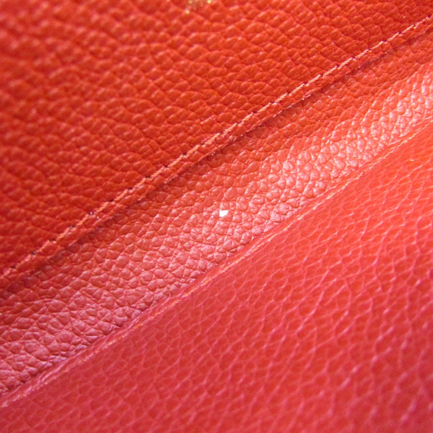 Louis Vuitton Zippy wallet