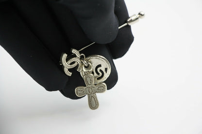 Chanel Vintage 03P Metal Cross Silver Coin CC Brooch
