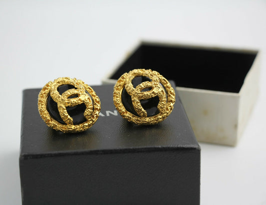 Chanel Vintage 93P Lava Black Gold Clip-on Earrings