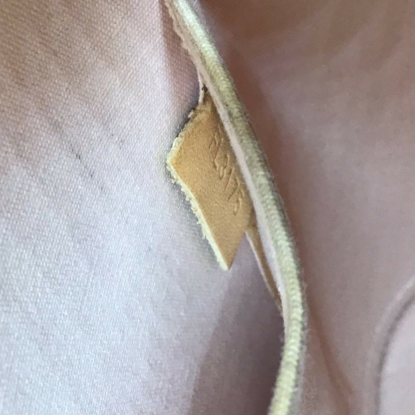 Louis Vuitton Alma