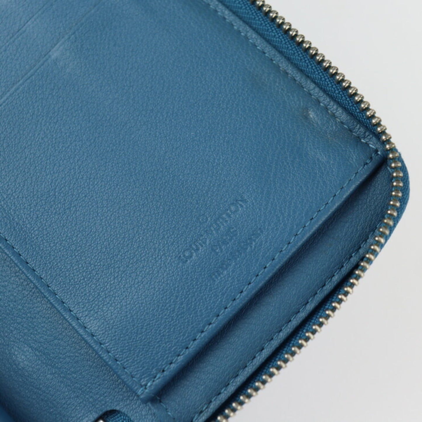 Louis Vuitton Zippy Wallet Vertical