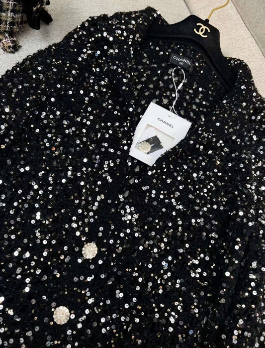 Chanel 23c black tweed sequin cardigan size 40 brand new with tag