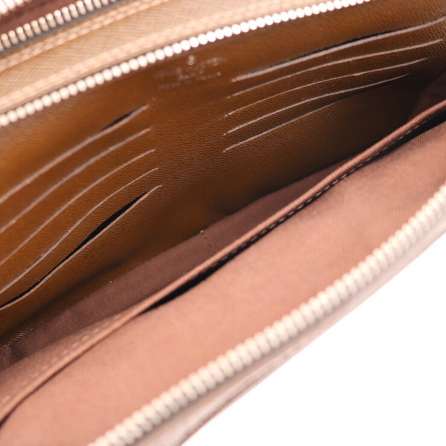 Louis Vuitton Pavel