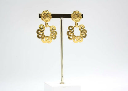 Chanel Vintage 97P Gold-plated Large Wreath Dangle Clip-on Earrings