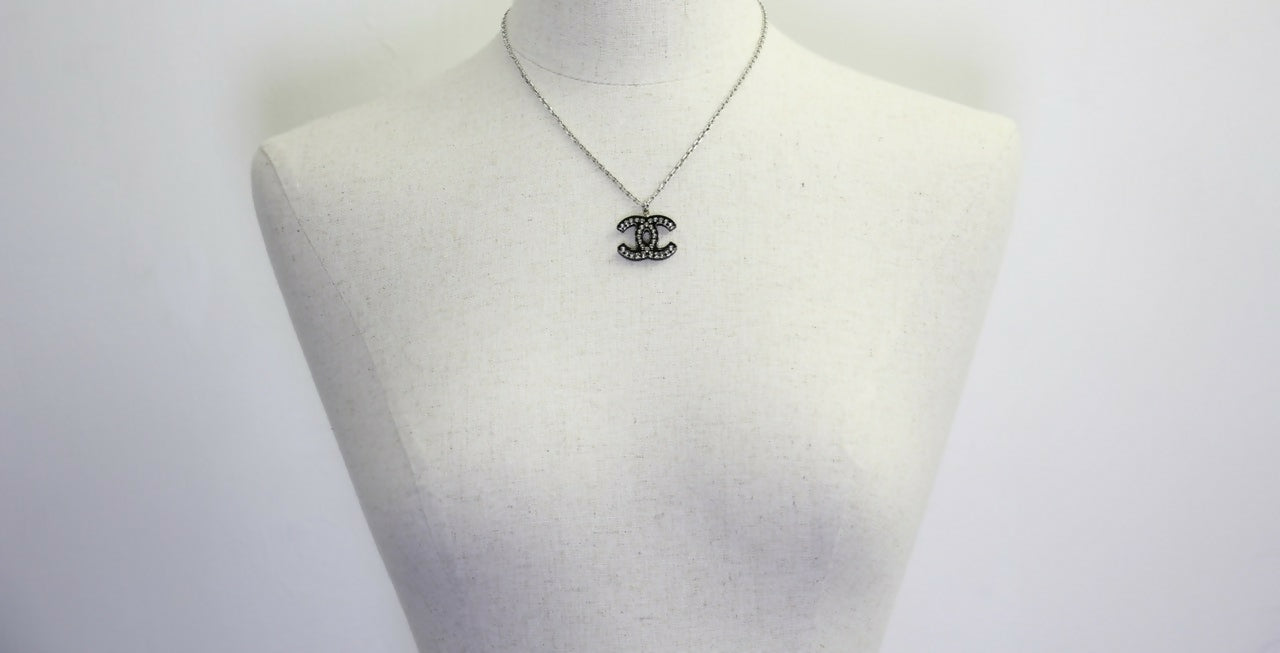 Chanel Vintage 05P Acrylic Transparent Rhinestone Black CC Double-Sided Necklace