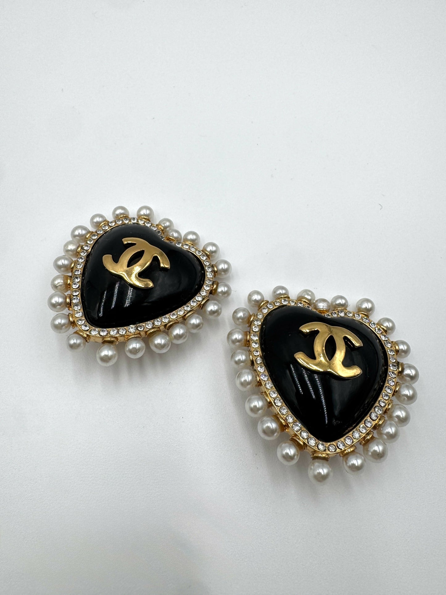 Chanel Vintage 1980 Large Heart Pearl Clip on Earrings