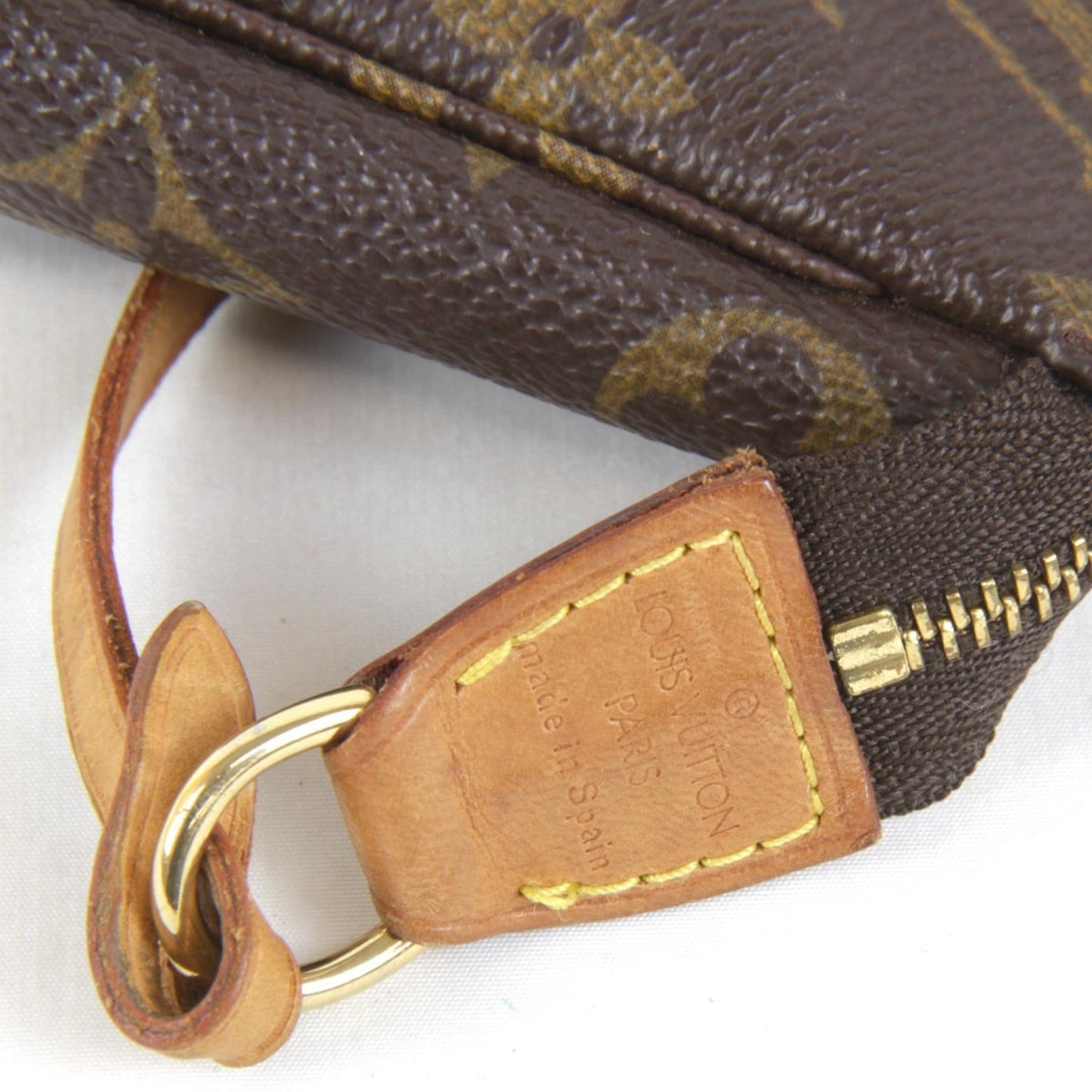 Louis Vuitton Pochette Accessoire