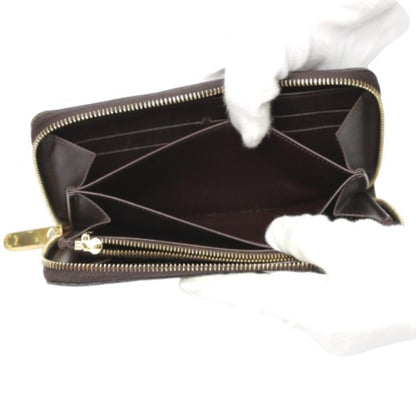 Louis Vuitton Zippy wallet