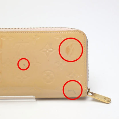 Louis Vuitton Zippy wallet