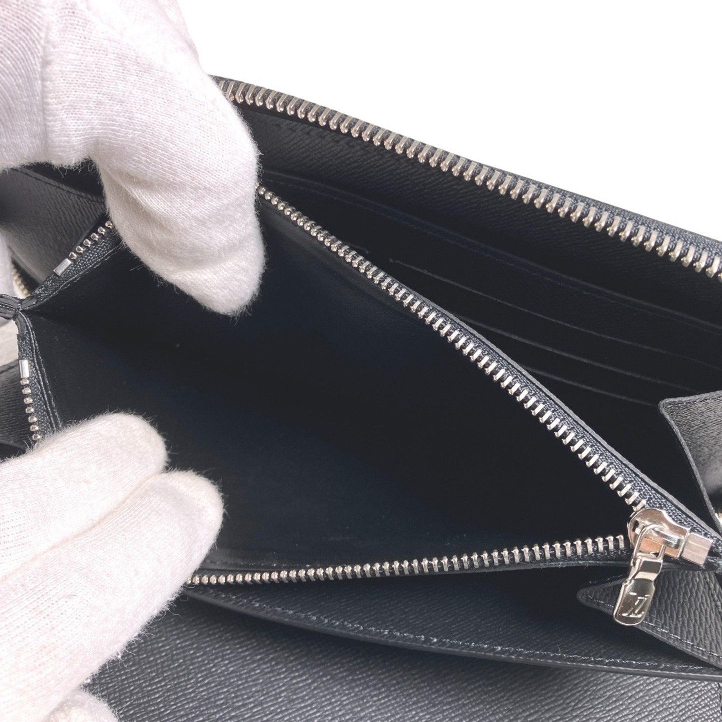 Louis Vuitton Zippy organizer