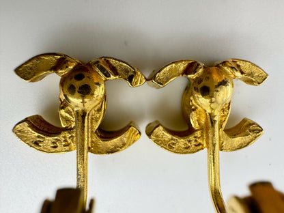 Chanel Vintage 1971-80 Gold-plated Curved Buckle CC Clip-on Earrings