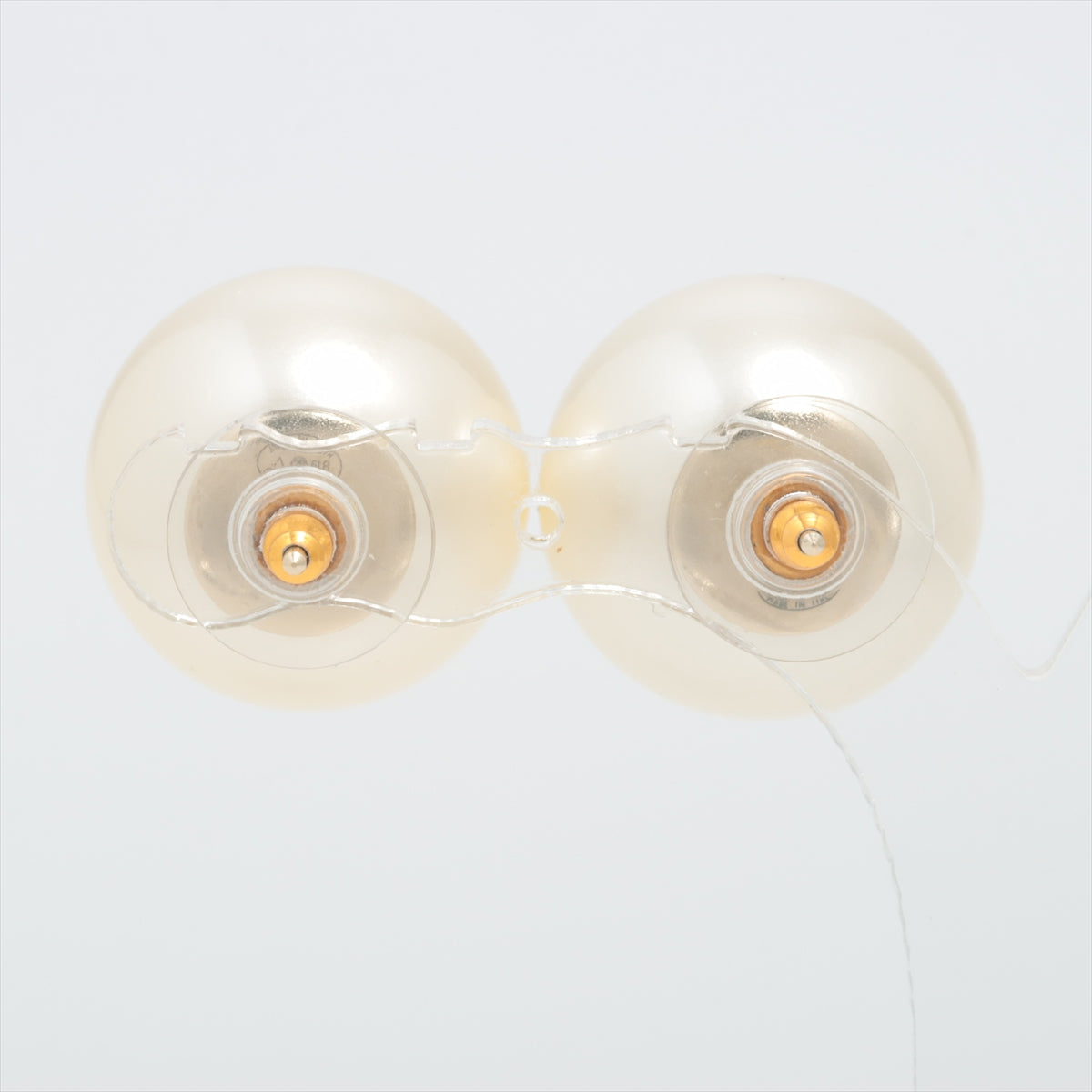 ITEM 20 - Chanel Coco CC Large Pearl Costume Earrings