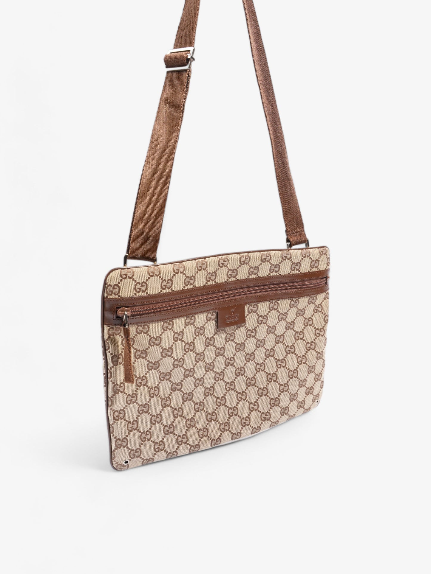 Gucci Flat Messenger Bag GG Supreme Canvas