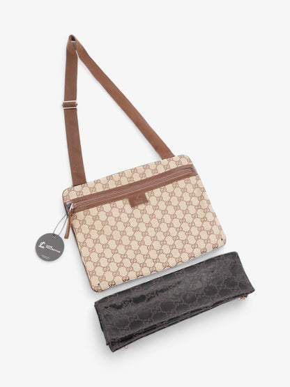 Gucci Flat Messenger Bag GG Supreme Canvas