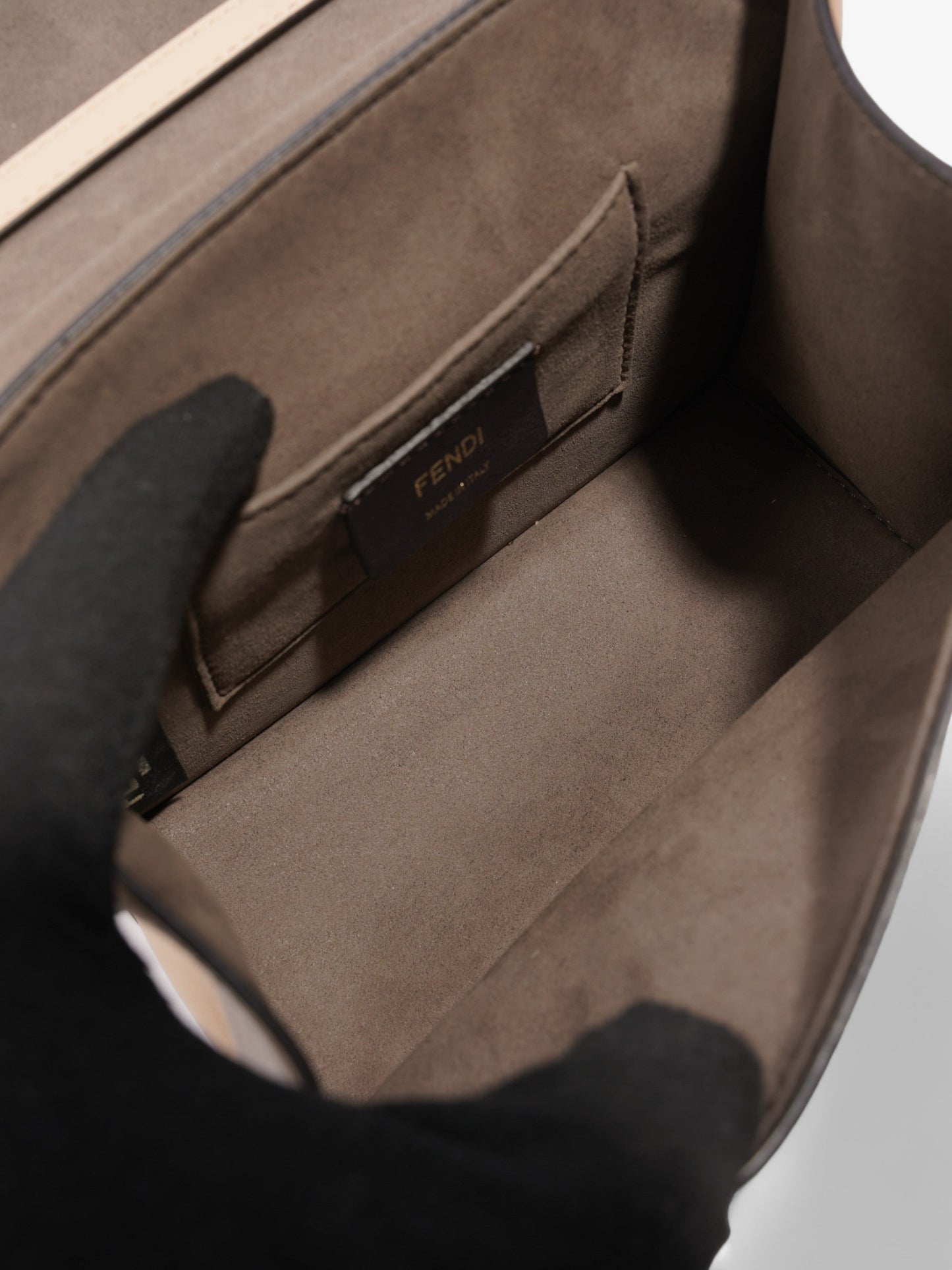 Fendi Fendi Kan Beige Leather