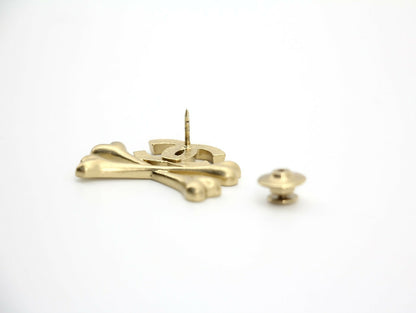 Chanel Vintage 03P Enamel White Skull Brooch