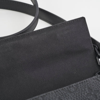 Louis Vuitton Steamer Woc Black