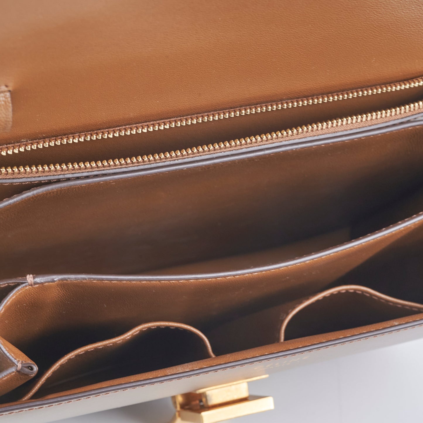 Celine Box Medium Caramel