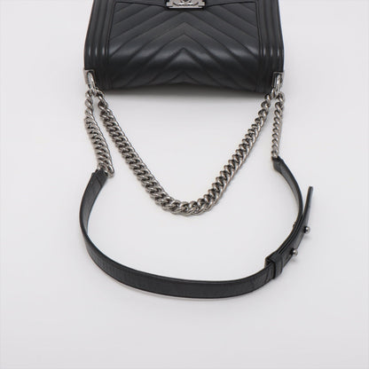 Chanel Old Medium Boy Chevron Caviar Black - 25 series