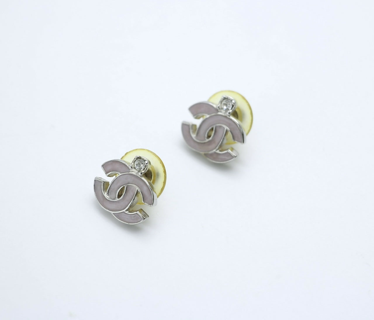 Chanel Vintage 04P Rhinestone Matte Purple Silver CC Clip-on Earrings